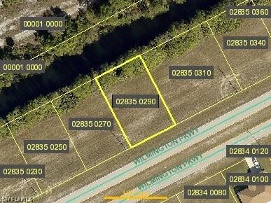 629 Wilmington Pkwy., Cape Coral, FL 33993
