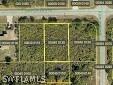 842 Carpenter St., Lehigh Acres, FL 33974