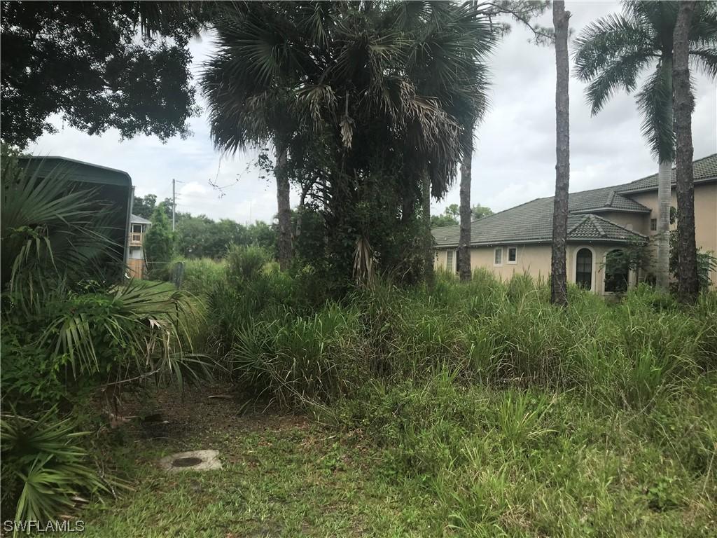 27651 Tennessee St., Bonita Springs, FL 34135