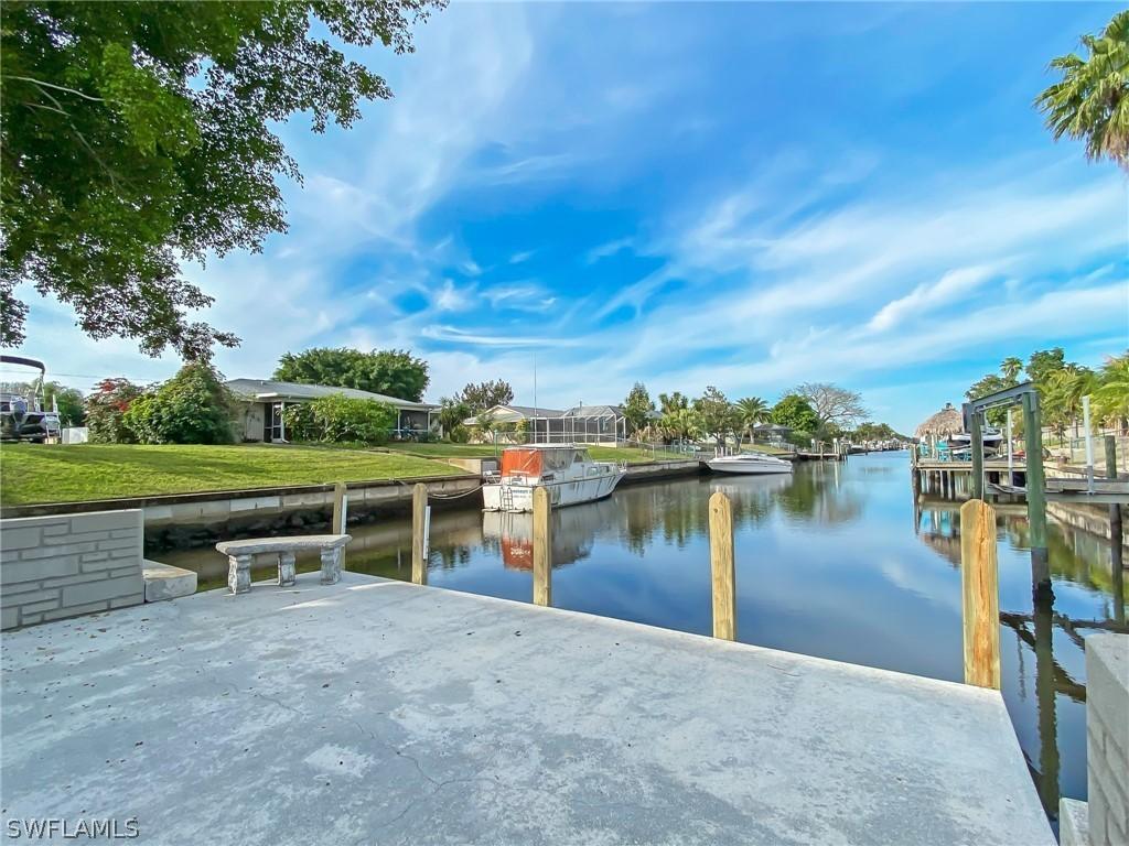 1520 SE 15th Pl., Cape Coral, FL 33990