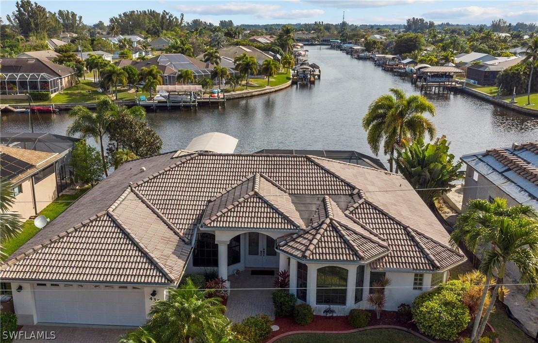 435 SW 38th Pl., Cape Coral, FL 33991