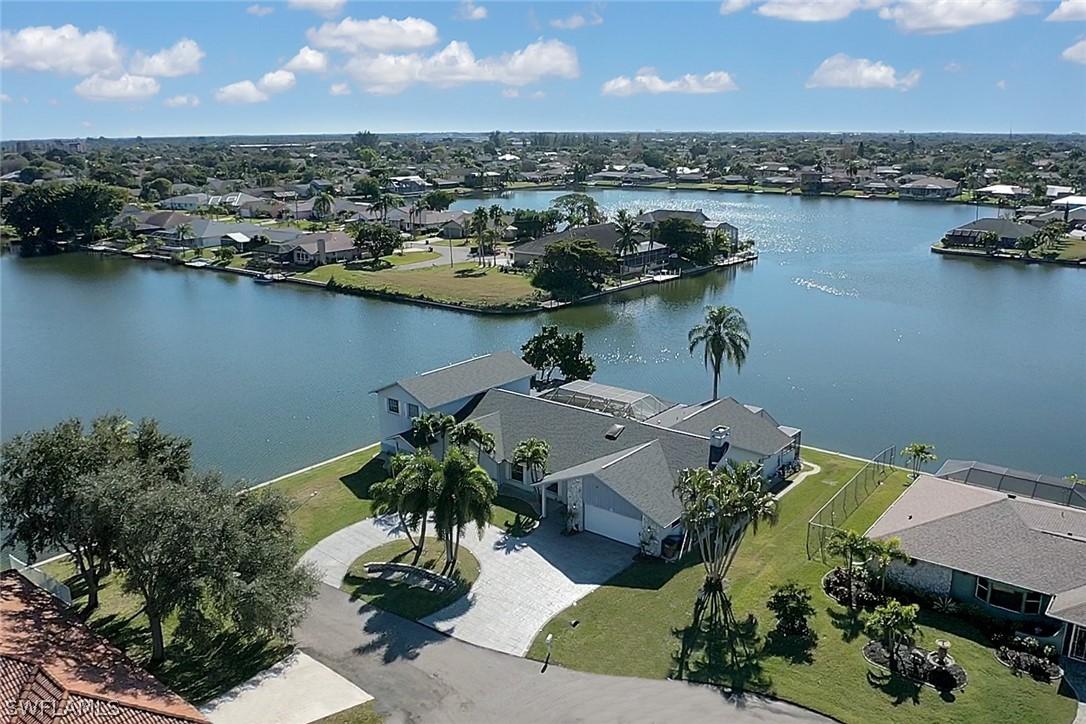 29 SE 10th Ave., Cape Coral, FL 33990