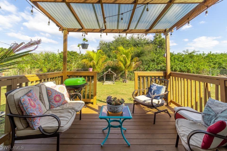 705 Jenna Ave., Lehigh Acres, FL 33973