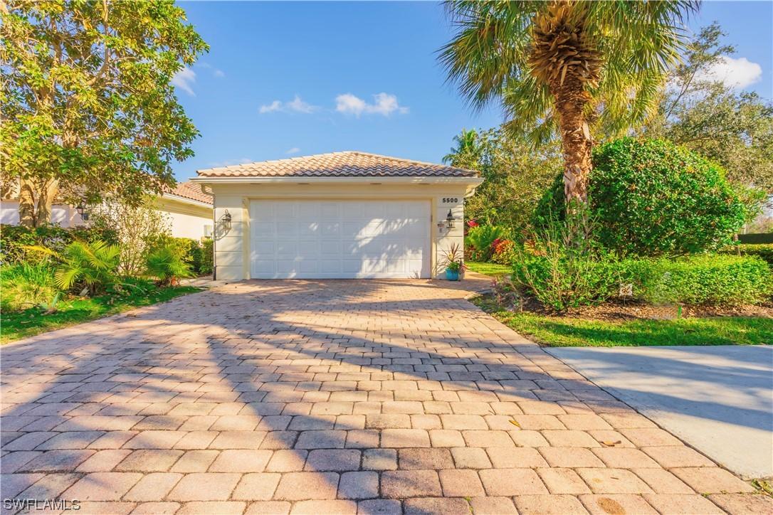 5500 Islandwalk Cir., Naples, FL 34119