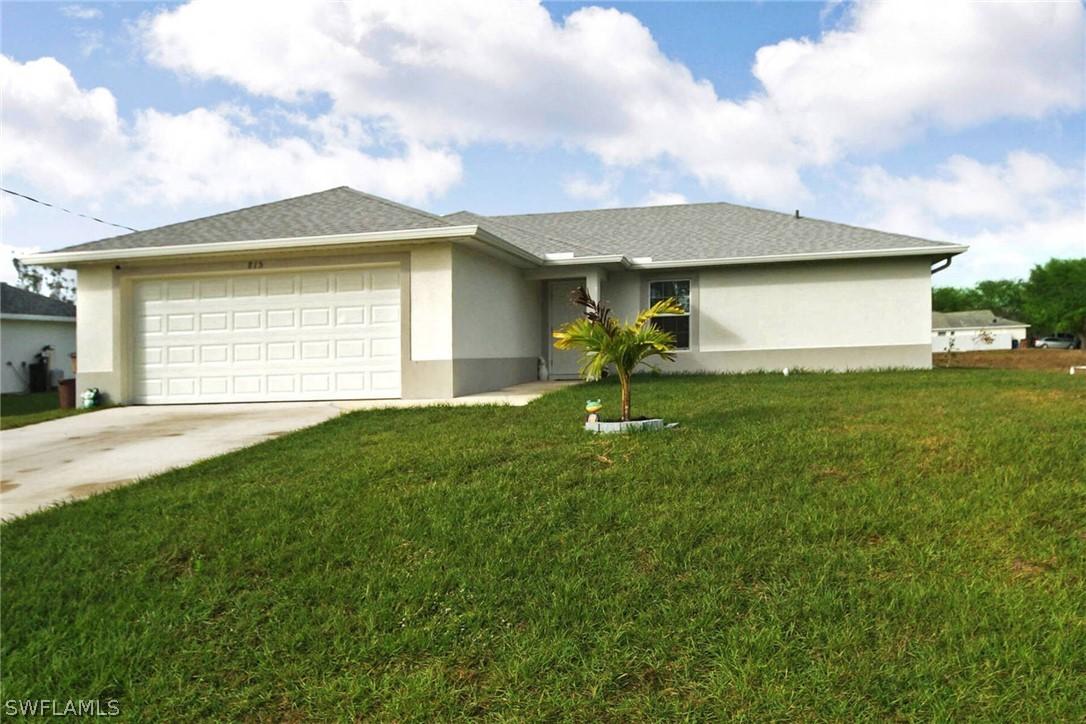 815 Acton Ave., Lehigh Acres, FL 33971