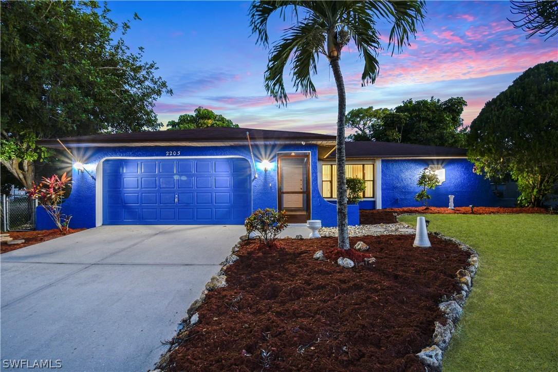 2203 SE 6th Ln., Cape Coral, FL 33990