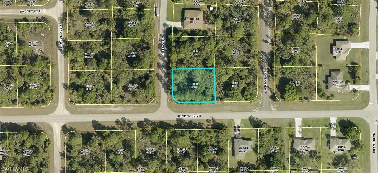 177 Duke Ave., Lehigh Acres, FL 33974