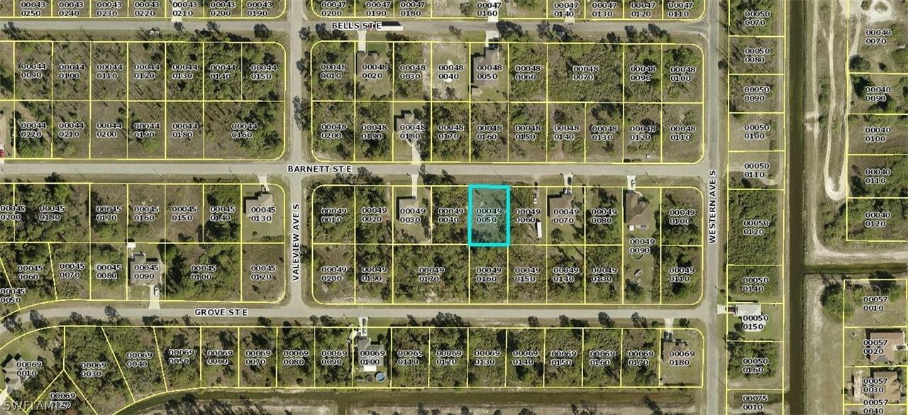 1070 Barnett St., Lehigh Acres, FL 33974