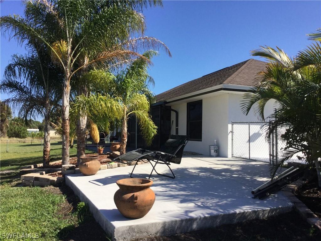835 Wolverine St., Lehigh Acres, FL 33974