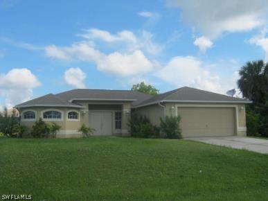 2123 NE 39th Ter., Cape Coral, FL 33909