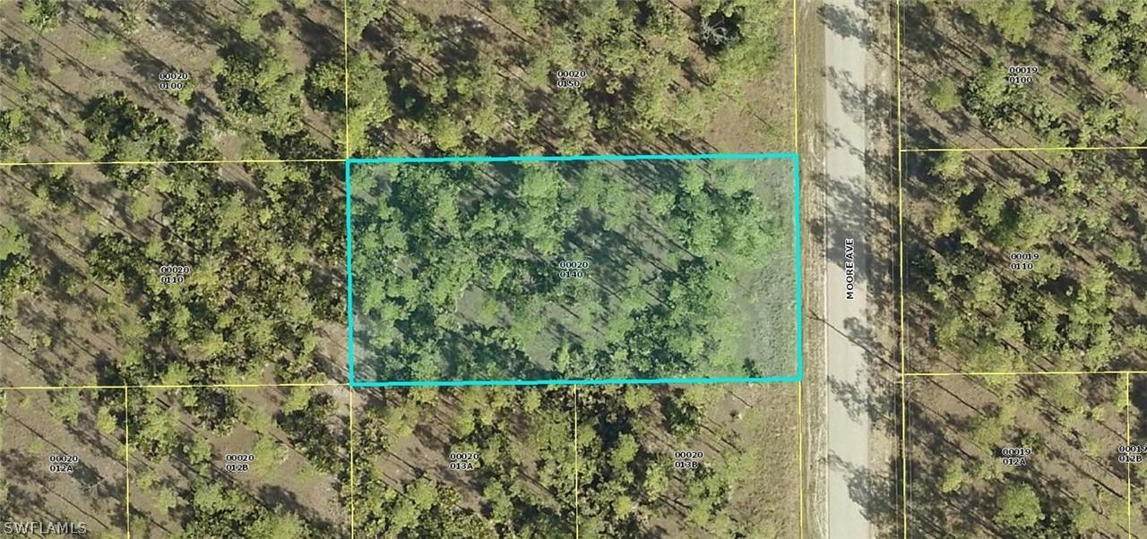 103 Moore Ave., Lehigh Acres, FL 33936