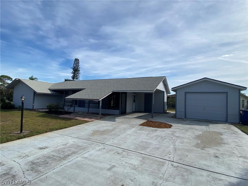 10671 Jacatree Ct., Lehigh Acres, FL 33936