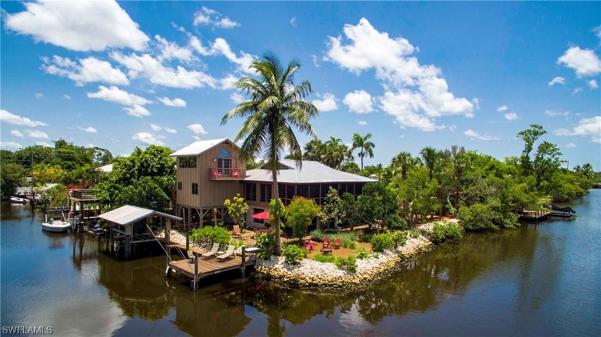 2998 Poplar St., Naples, FL 34112