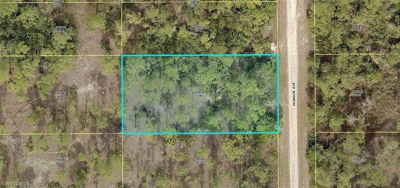 1123 Monroe Ave., Lehigh Acres, FL 33972