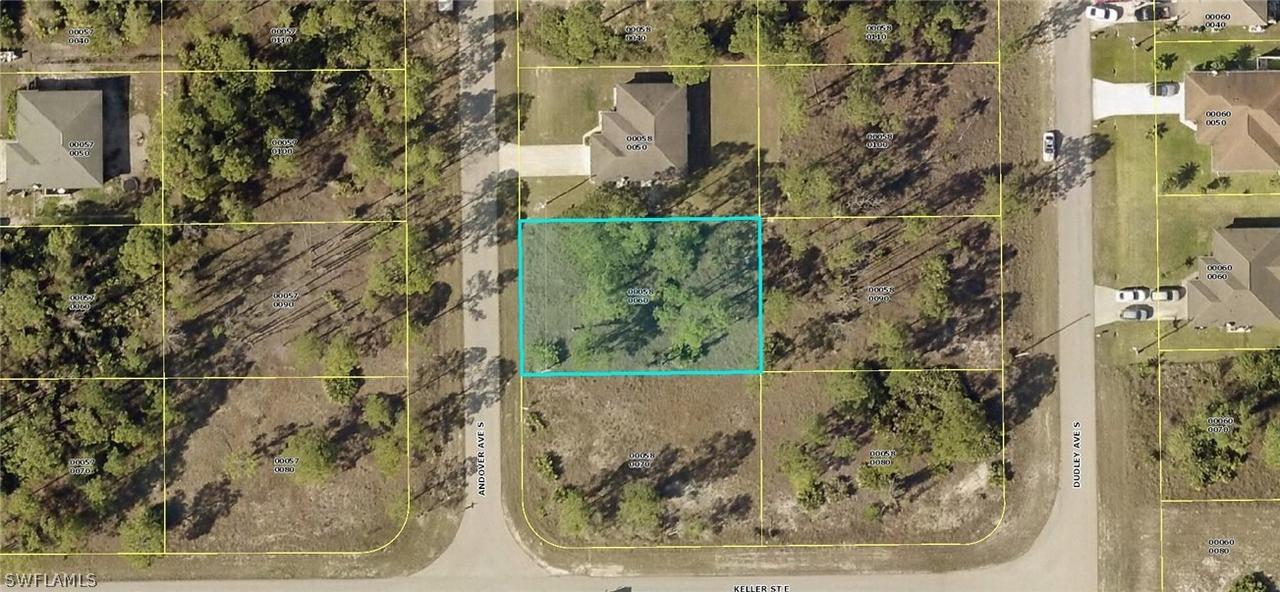 813 Andover Ave., Lehigh Acres, FL 33974