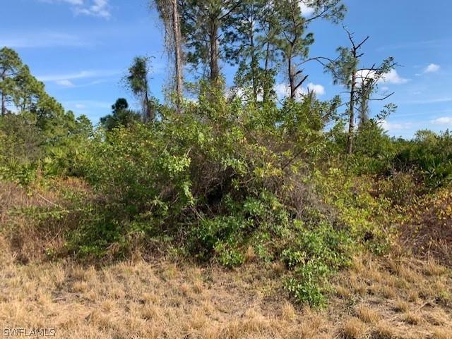 515 Aspen Ave., Lehigh Acres, FL 33976