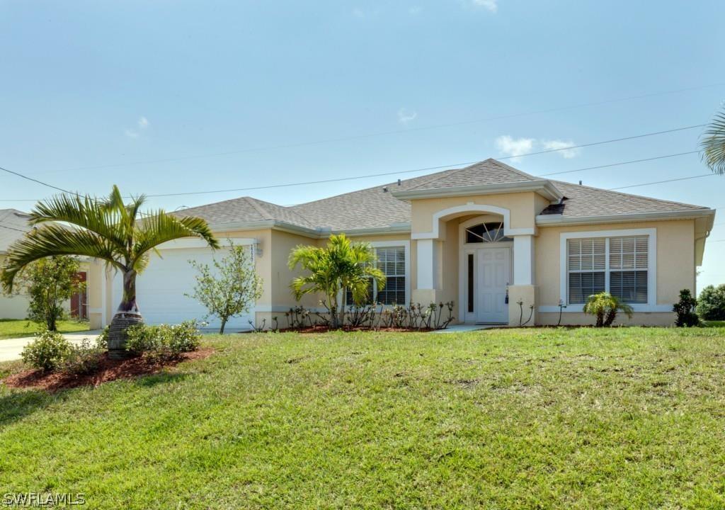 2220 NW 8th Ter., Cape Coral, FL 33993
