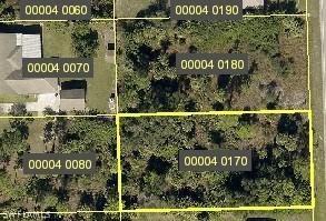 809 Richmond Ave., Lehigh Acres, FL 33972