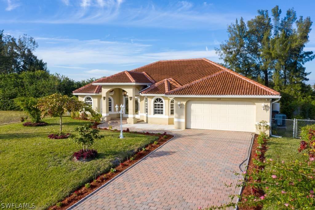 309 NE 8th Ter., Cape Coral, FL 33909