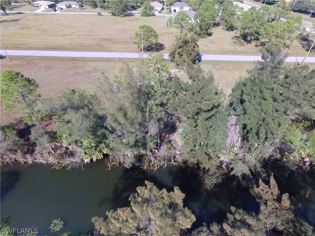 2322 NE 35th St., Cape Coral, FL 33909