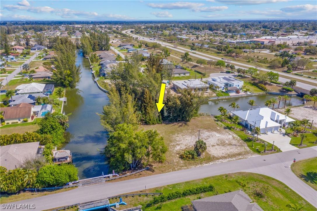 2313 SW 11th Ave., Cape Coral, FL 33991