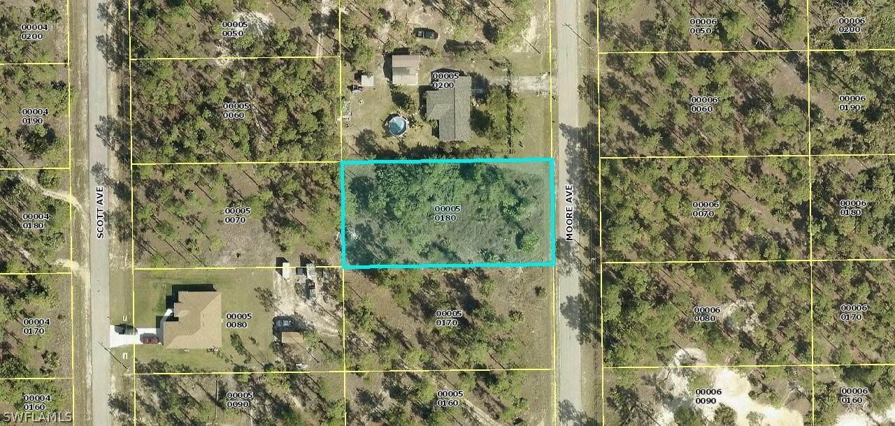 11 Moore Ave., Lehigh Acres, FL 33936