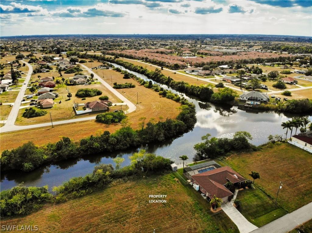 1926 NE 27th Ter., Cape Coral, FL 33909