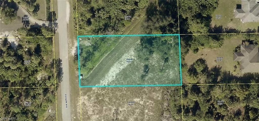 402 Edison Ave., Lehigh Acres, FL 33972