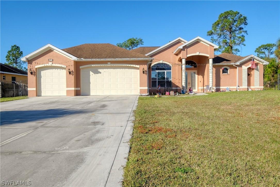 613 Clayton Ave., Lehigh Acres, FL 33972