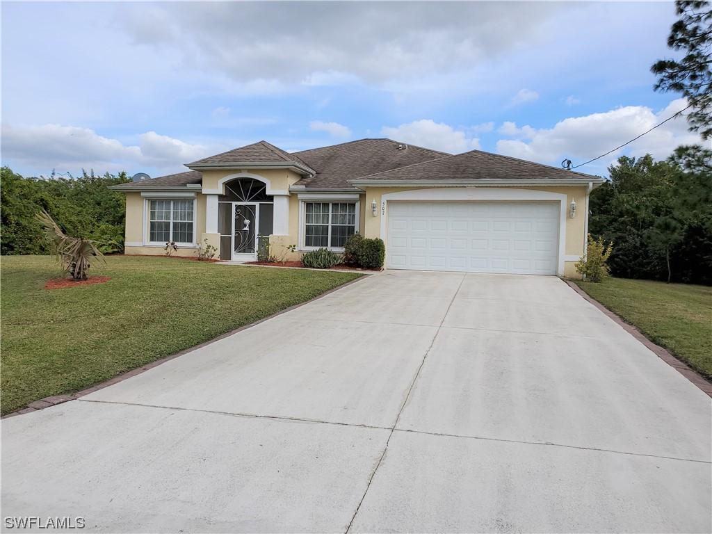 507 Aspen Ave., Lehigh Acres, FL 33974
