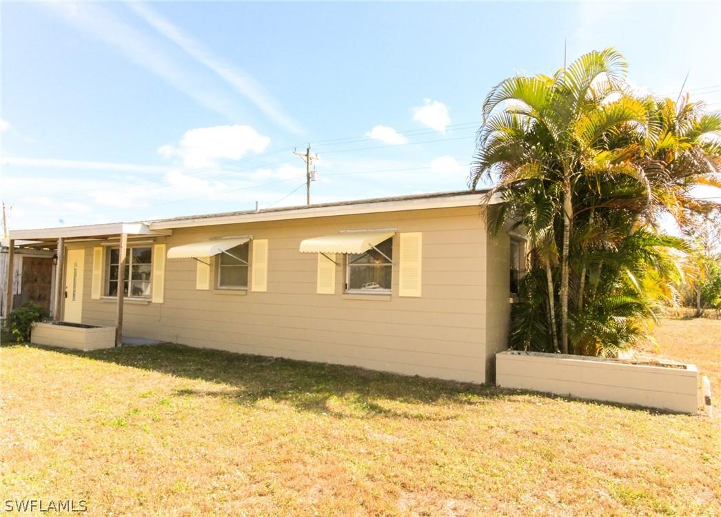 118 Andros St., Lehigh Acres, FL 33936