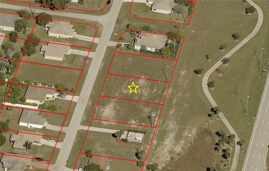 2105 NE 15th Pl., Cape Coral, FL 33909