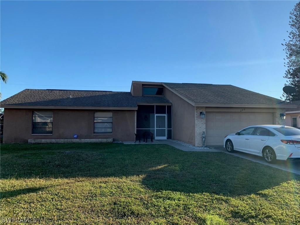 304 SE 30th St., Cape Coral, FL 33904