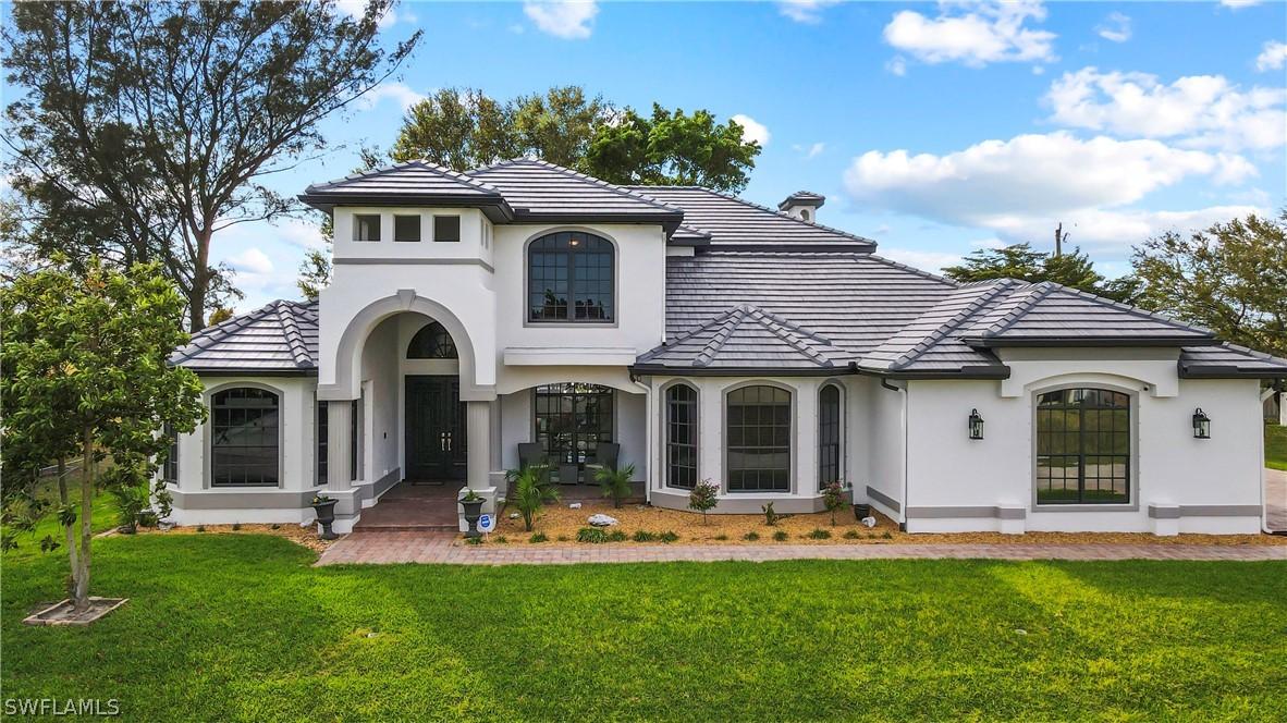 2104 NE 9th Pl., Cape Coral, FL 33909