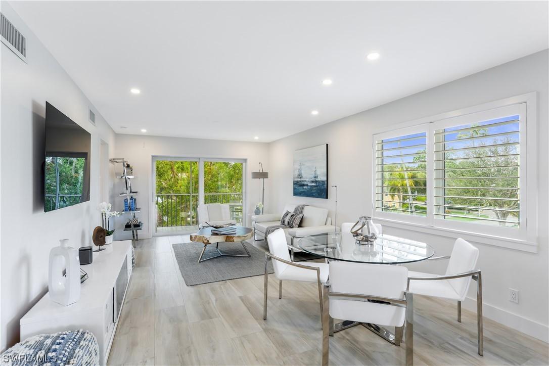 333 4th Ave. #306, Naples, FL 34102