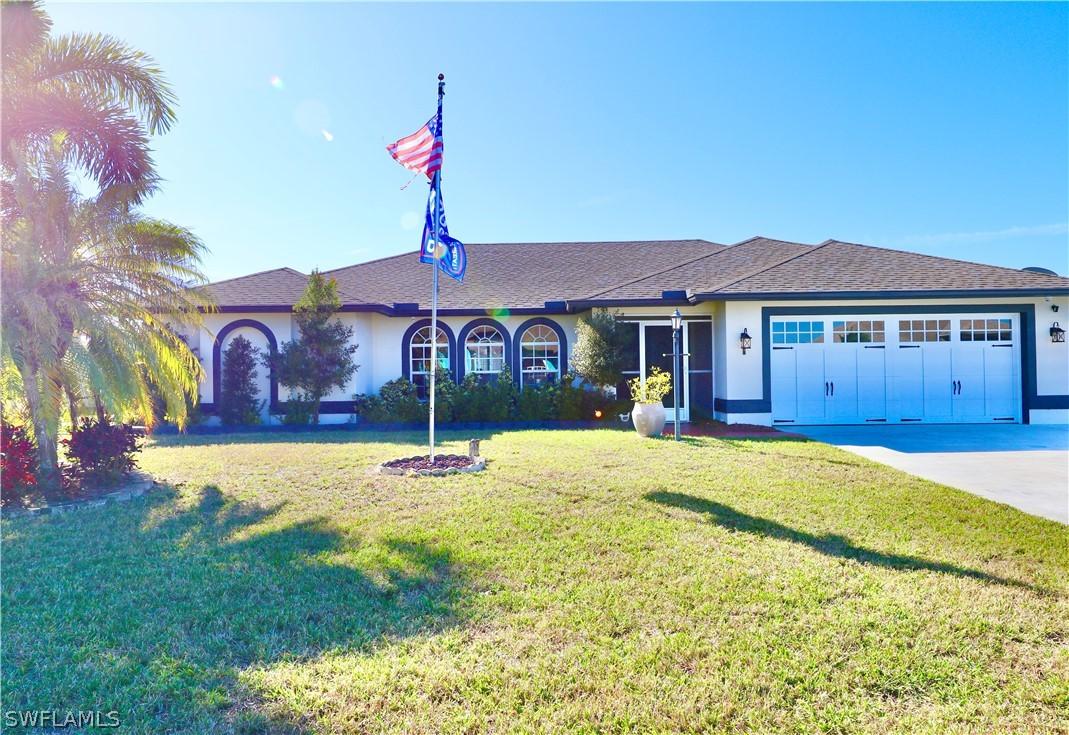 1538 Crestwood Cir., Lehigh Acres, FL 33936