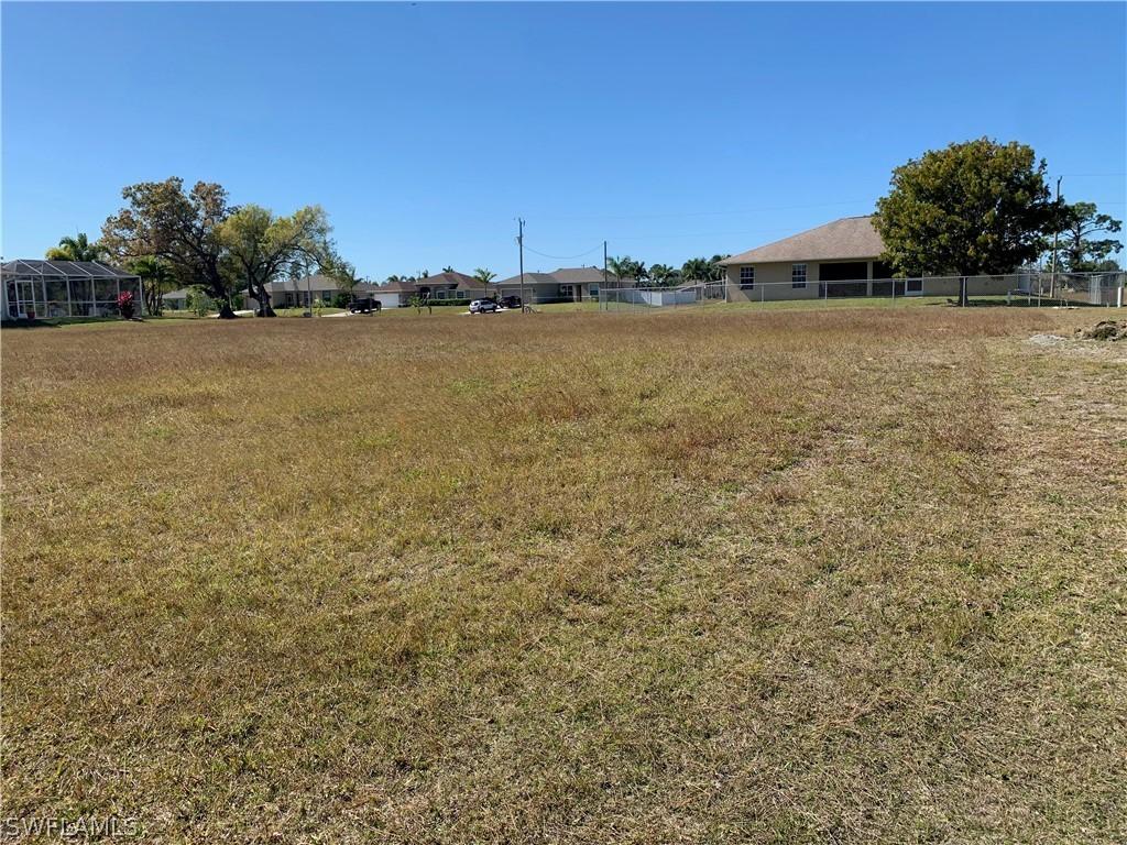 3218 NE 14th Pl., Cape Coral, FL 33909