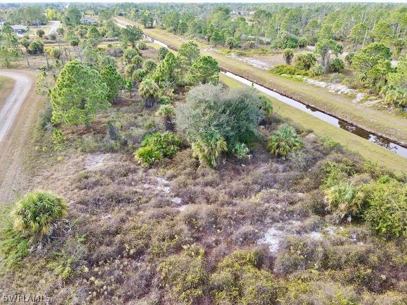 954 Chadwick St., Lehigh Acres, FL 33974