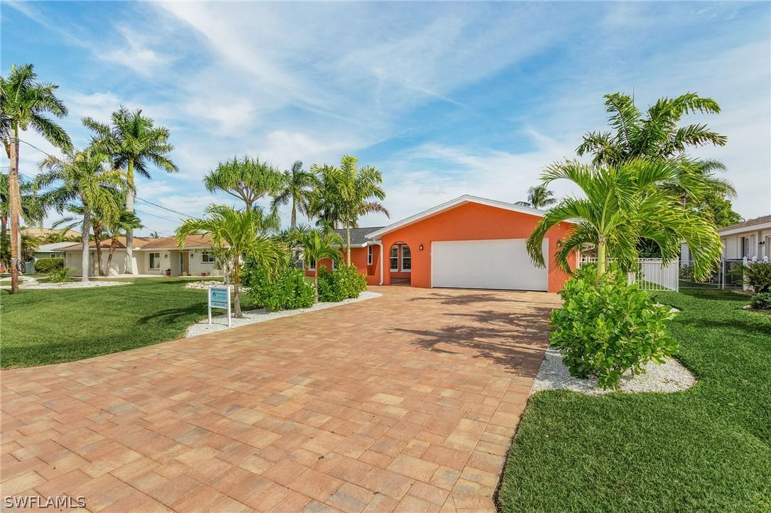 4927 SW 2nd Pl., Cape Coral, FL 33914