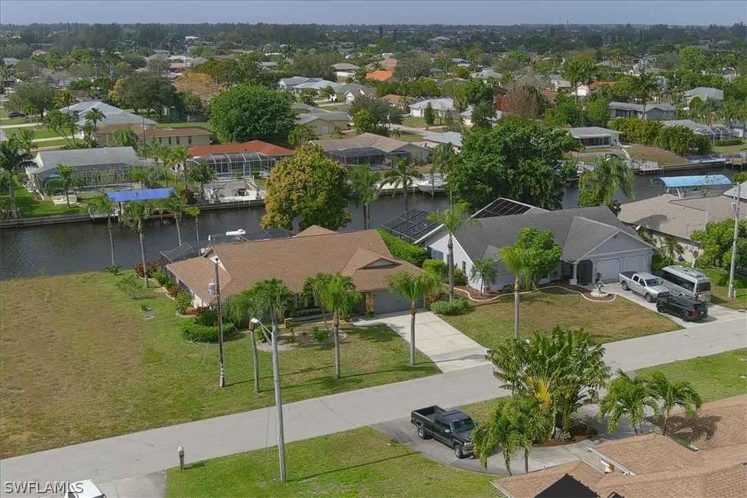3110 SE 10th Pl., Cape Coral, FL 33904