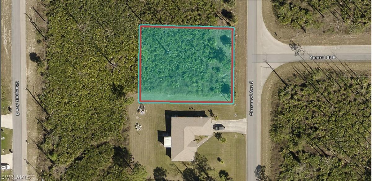 388 Charwood Ave., Lehigh Acres, FL 33974