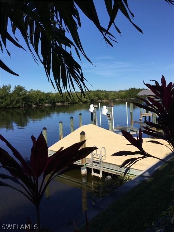 5242 SW 28th Pl., Cape Coral, FL 33914