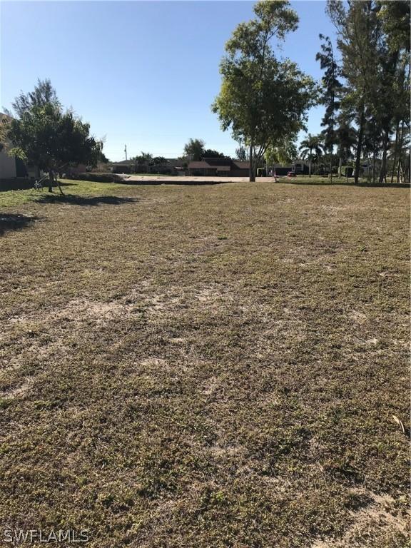 910 SW 28th St., Cape Coral, FL 33914