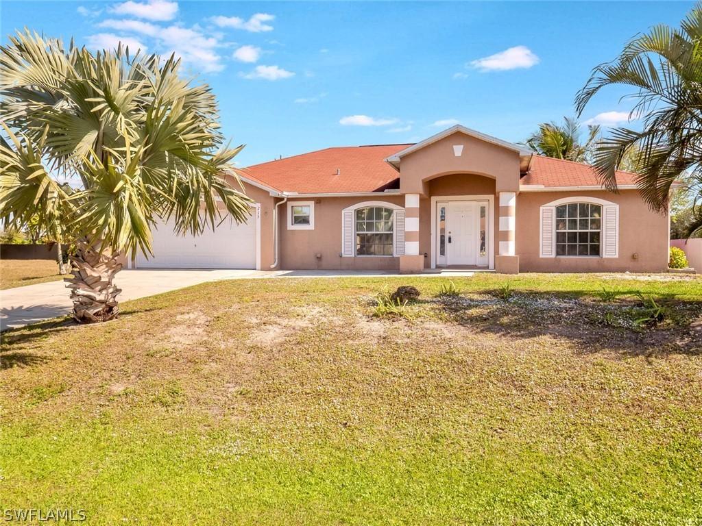 213 SW 10th Pl., Cape Coral, FL 33991