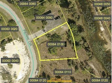 587 Pierre Cir., Lehigh Acres, FL 33974