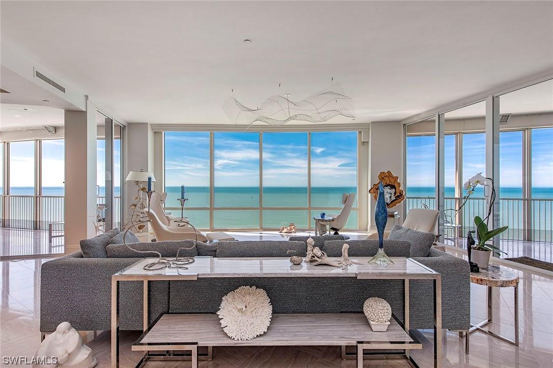 4351 Gulf Shore Blvd. #19S, Naples, FL 34103