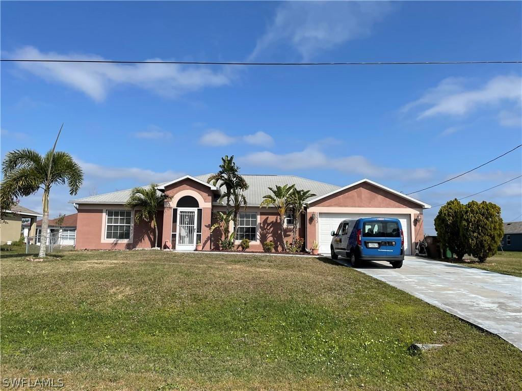 2233 NW 5th Ter., Cape Coral, FL 33993