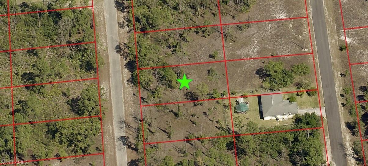 1055 Maxwell Ave., Lehigh Acres, FL 33974