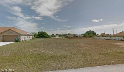 2747 NE 6th Pl., Cape Coral, FL 33909