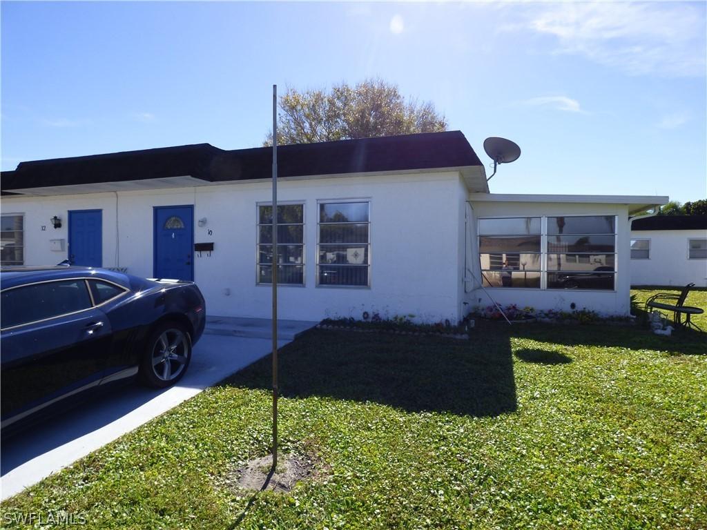 10 Temple Ct., Lehigh Acres, FL 33936